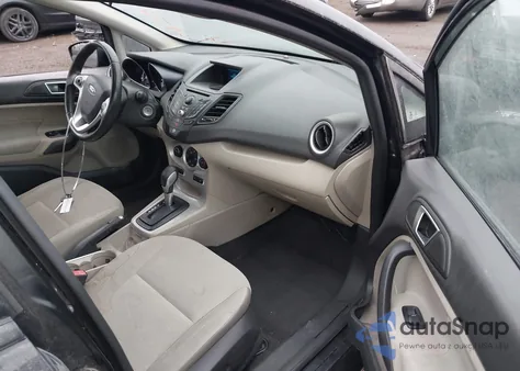 2015 Ford Fiesta Se z USA, uszkodzony, nr VIN 3FADP4BJXFM141342